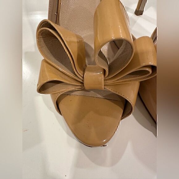 Valentino Classic Patent Leather Bow - Picture 11 of 16